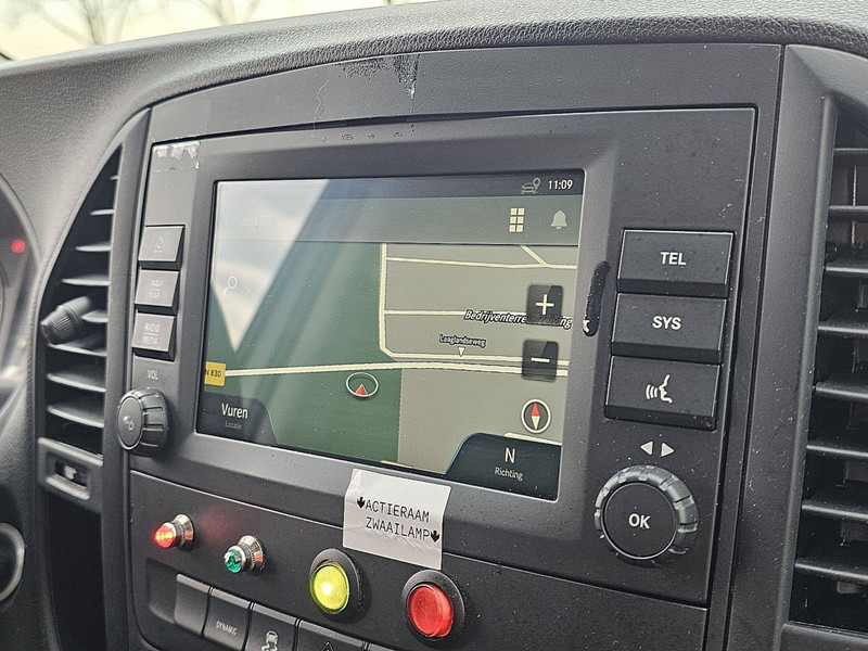 Fourgonnette Mercedes-Benz Vito 116 CDI XXL AUT.: photos 12