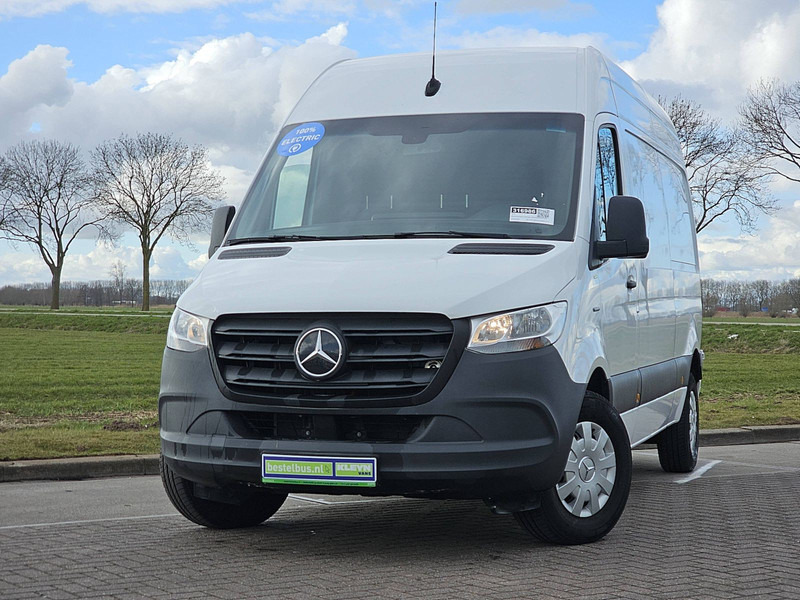 Mercedes-Benz eSprinter E-SRINTER AUT. L2H2 - Fourgon utilitaire, Utilitaire électrique: photos 1 Mercedes-Benz eSprinter E-SRINTER AUT. L2H2 - Fourgon utilitaire, Utilitaire électrique: photos 1