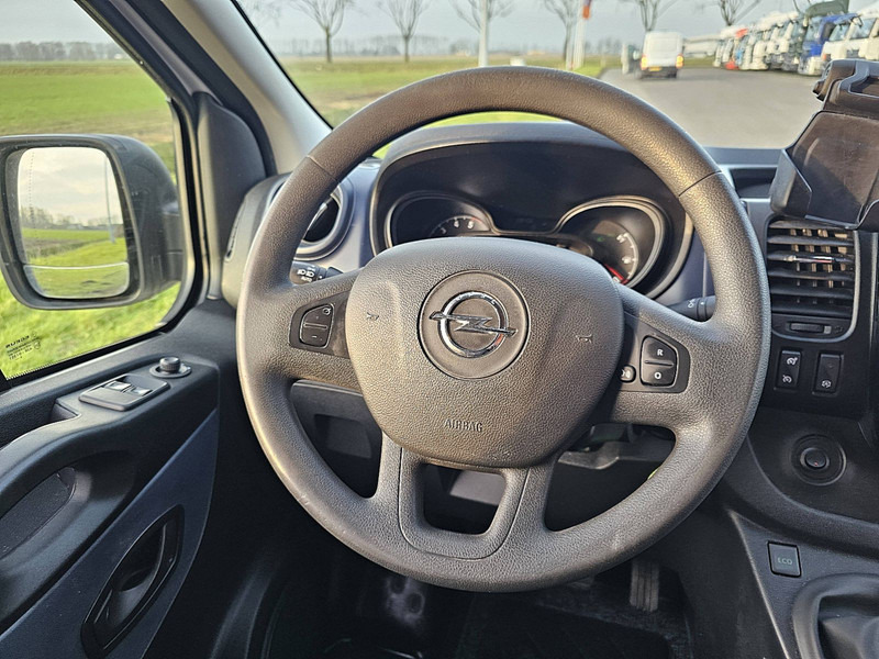 Photo d'intérieur 2: Fourgonnette Opel Vivaro 1.6 L2H1 Navi Euro6 NAP!