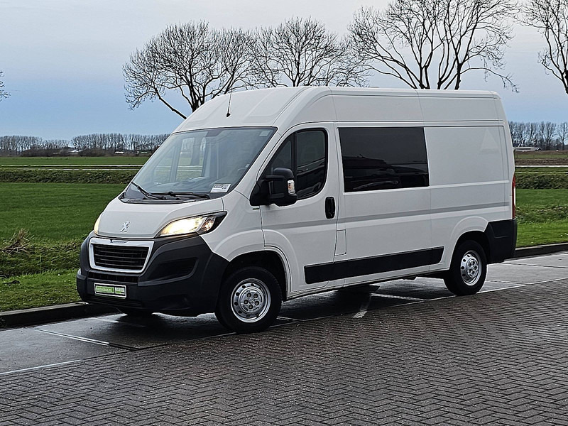 Peugeot Boxer 2.0 - Fourgon utilitaire: photos 2 Peugeot Boxer 2.0 - Fourgon utilitaire: photos 2