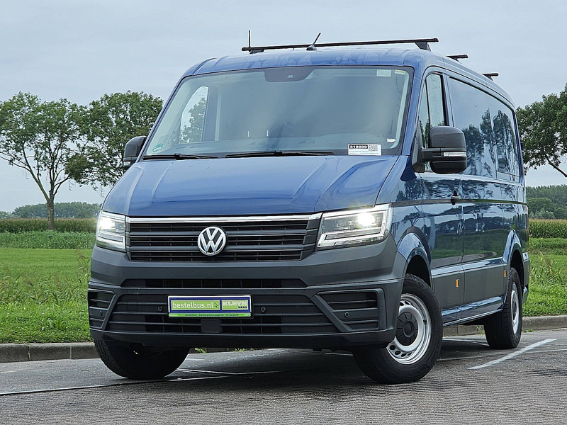 Volkswagen Crafter 35 2.0 L2H1 LED Navi Airco - Fourgon utilitaire: photos 1 Volkswagen Crafter 35 2.0 L2H1 LED Navi Airco - Fourgon utilitaire: photos 1