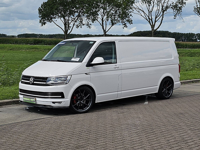 Volkswagen Transporter 2.0 TDI L2H1 LED EDITION! - Fourgonnette: photos 2 Volkswagen Transporter 2.0 TDI L2H1 LED EDITION! - Fourgonnette: photos 2