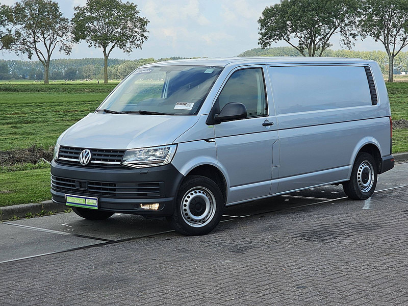 Volkswagen Transporter 2.0 TDI L2H1 Navi LED - Fourgonnette: photos 2 Volkswagen Transporter 2.0 TDI L2H1 Navi LED - Fourgonnette: photos 2