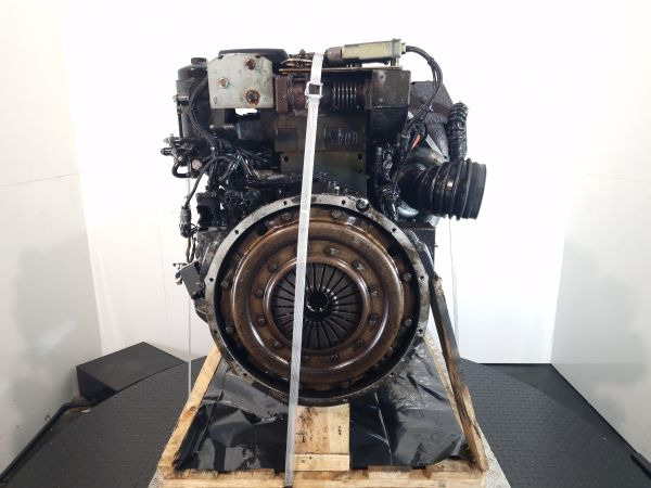 MAN D0836 LFL65 Engine (Truck) - Moteur pour Camion: photos 2 MAN D0836 LFL65 Engine (Truck) - Moteur pour Camion: photos 2