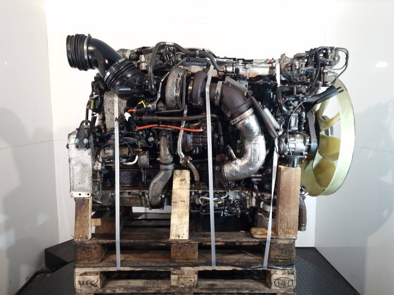 MAN D2066 LF81 Engine (Truck) - Moteur pour Camion: photos 3 MAN D2066 LF81 Engine (Truck) - Moteur pour Camion: photos 3