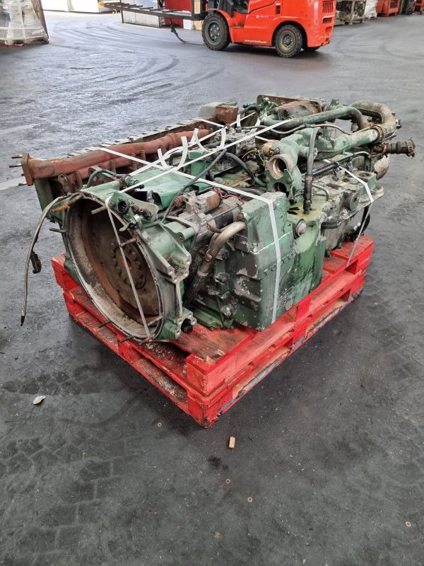 Volvo DH12D Engine - Moteur: photos 2 Volvo DH12D Engine - Moteur: photos 2