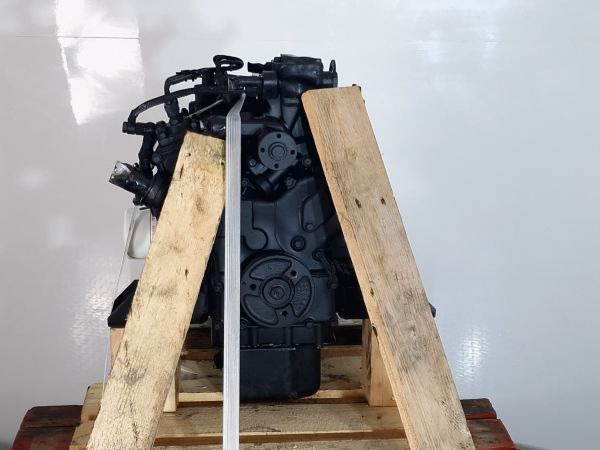 Yanmar 3TNE68-UDW1 Engine (Plant) - Moteur pour Engins de chantier: photos 5 Yanmar 3TNE68-UDW1 Engine (Plant) - Moteur pour Engins de chantier: photos 5
