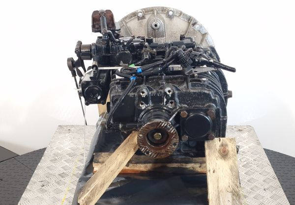 ZF 6S850 Renault Spec Gearbox - Boîte de vitesse: photos 5 ZF 6S850 Renault Spec Gearbox - Boîte de vitesse: photos 5