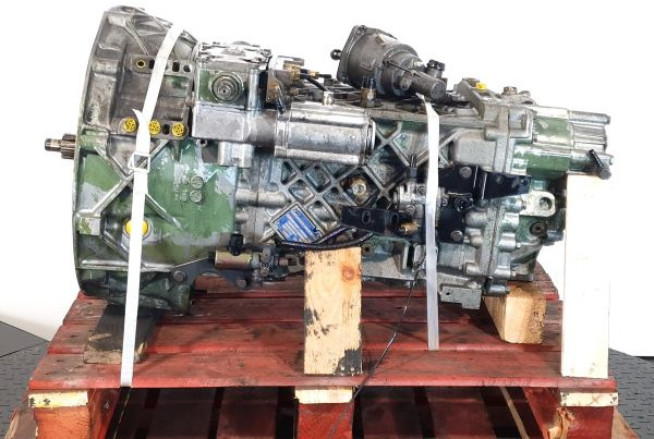 ZF 8S151 Gearbox - Boîte de vitesse: photos 4 ZF 8S151 Gearbox - Boîte de vitesse: photos 4
