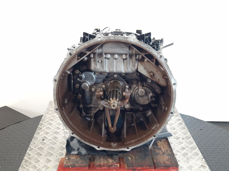 ZF Astronic 12AS2130TD Gearbox - Boîte de vitesse: photos 2 ZF Astronic 12AS2130TD Gearbox - Boîte de vitesse: photos 2