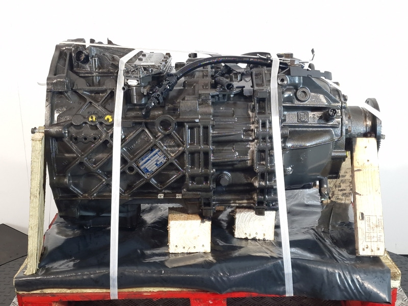 ZF Astronic 12AS2330TD Gearbox - Boîte de vitesse: photos 3 ZF Astronic 12AS2330TD Gearbox - Boîte de vitesse: photos 3