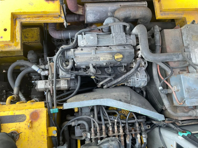 Atlas 1404K - Pelle sur pneus: photos 5 Atlas 1404K - Pelle sur pneus: photos 5