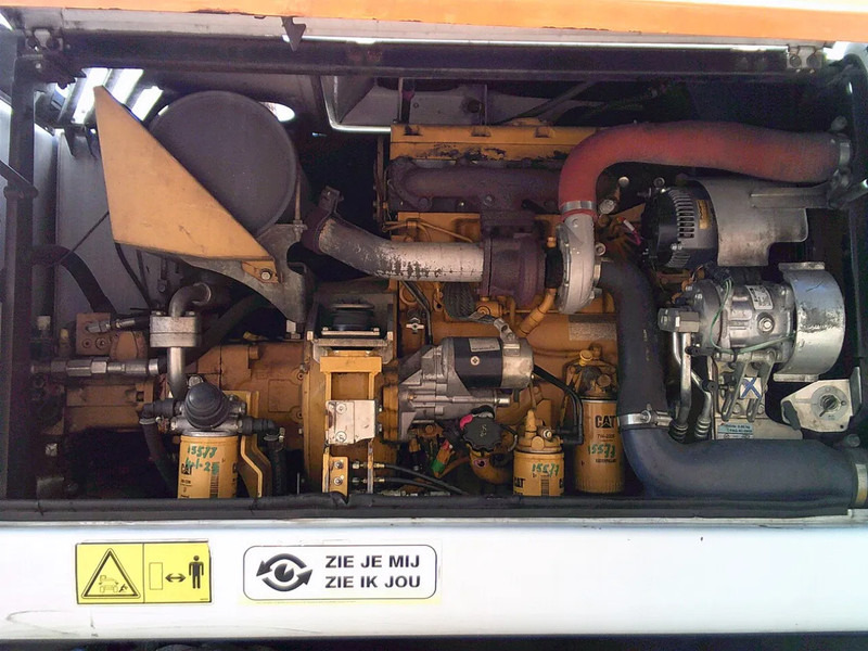 Caterpillar M313D - Pelle sur pneus: photos 5 Caterpillar M313D - Pelle sur pneus: photos 5