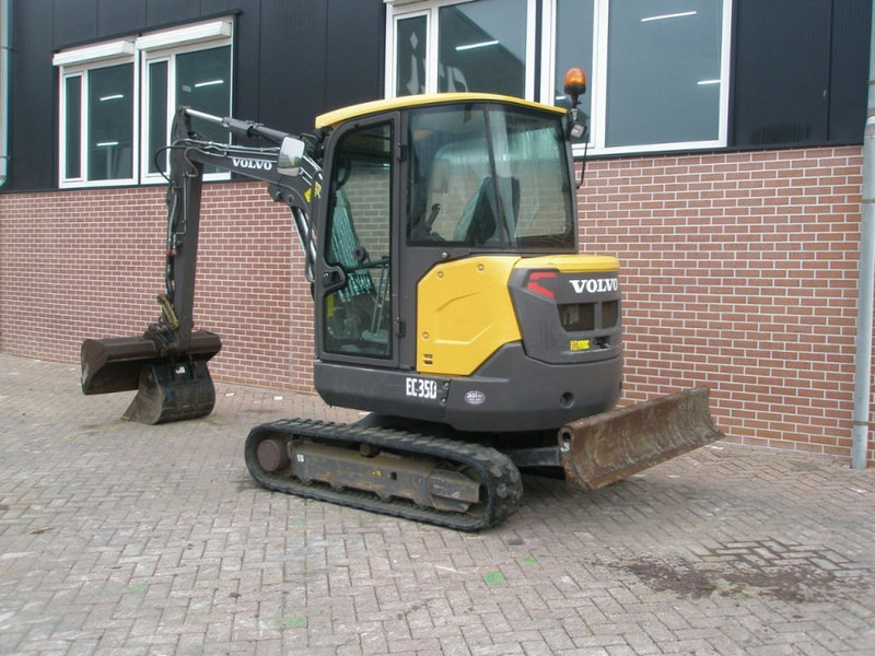 Volvo EC35D - Mini pelle: photos 2 Volvo EC35D - Mini pelle: photos 2