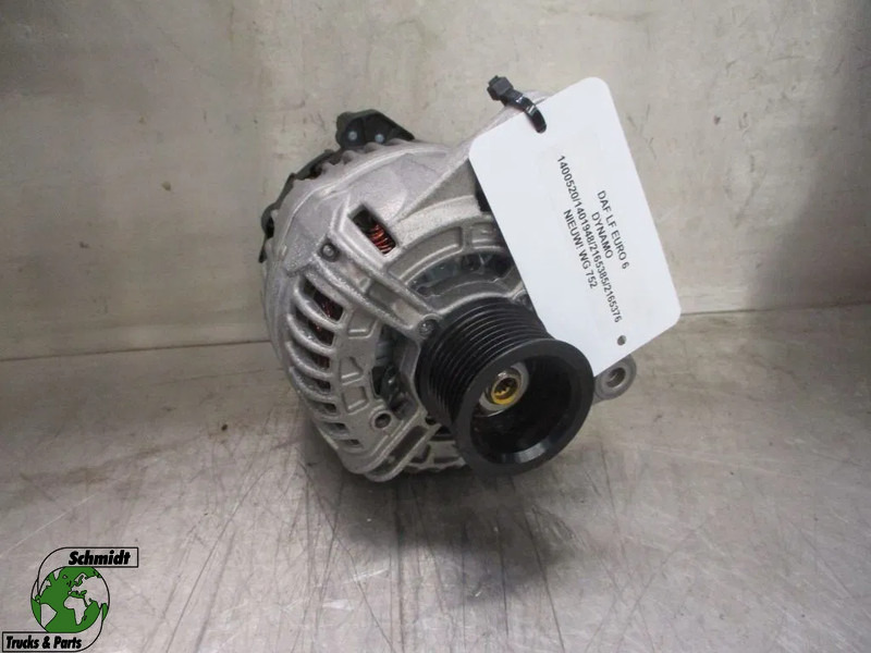 DAF 1400520/1401948/2165385/2165376 DAF LF 230 EURO 6 NIEUWE EN GEBRUIKT - Alternateur pour Camion: photos 1 DAF 1400520/1401948/2165385/2165376 DAF LF 230 EURO 6 NIEUWE EN GEBRUIKT - Alternateur pour Camion: photos 1