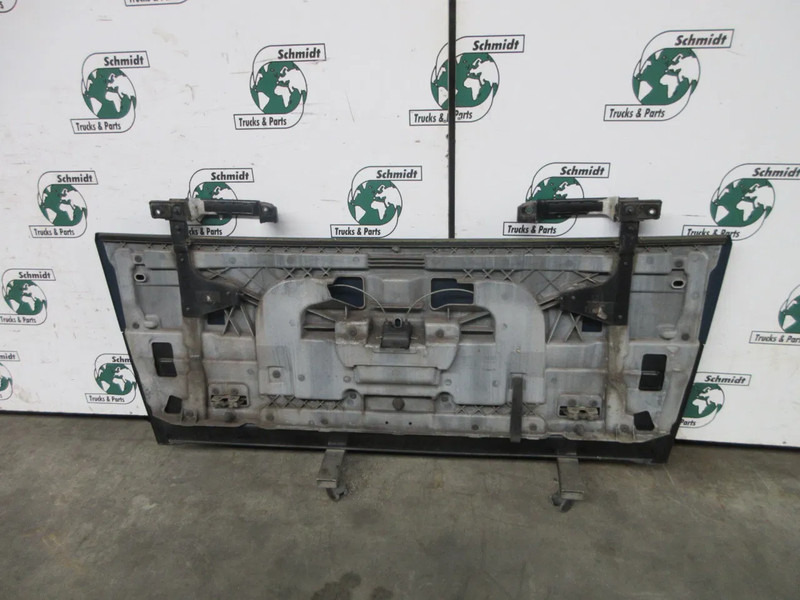 DAF 1956193//2144204//2019586 GRILL DAF CF 440 EURO 6 - Calandre pour Camion: photos 4 DAF 1956193//2144204//2019586 GRILL DAF CF 440 EURO 6 - Calandre pour Camion: photos 4
