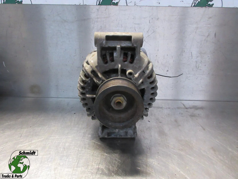 DAF 2000904 DAF XF CF DYNAMO EURO 6 MODEL 2018 - Alternateur pour Camion: photos 1 DAF 2000904 DAF XF CF DYNAMO EURO 6 MODEL 2018 - Alternateur pour Camion: photos 1