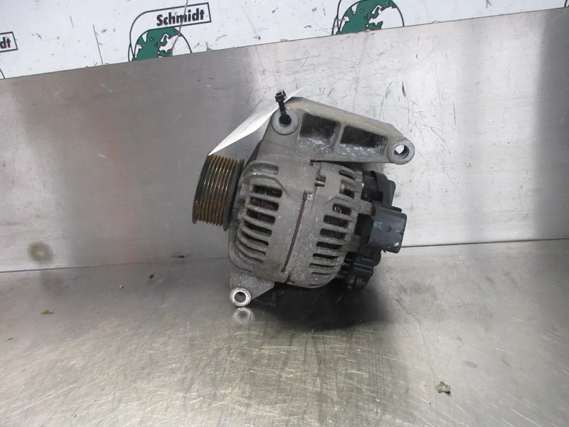 DAF 2022545 DYNAMO DAF XF CF NIEUWE EN GEBRUIK MODEL 2021 - Alternateur pour Camion: photos 3 DAF 2022545 DYNAMO DAF XF CF NIEUWE EN GEBRUIK MODEL 2021 - Alternateur pour Camion: photos 3