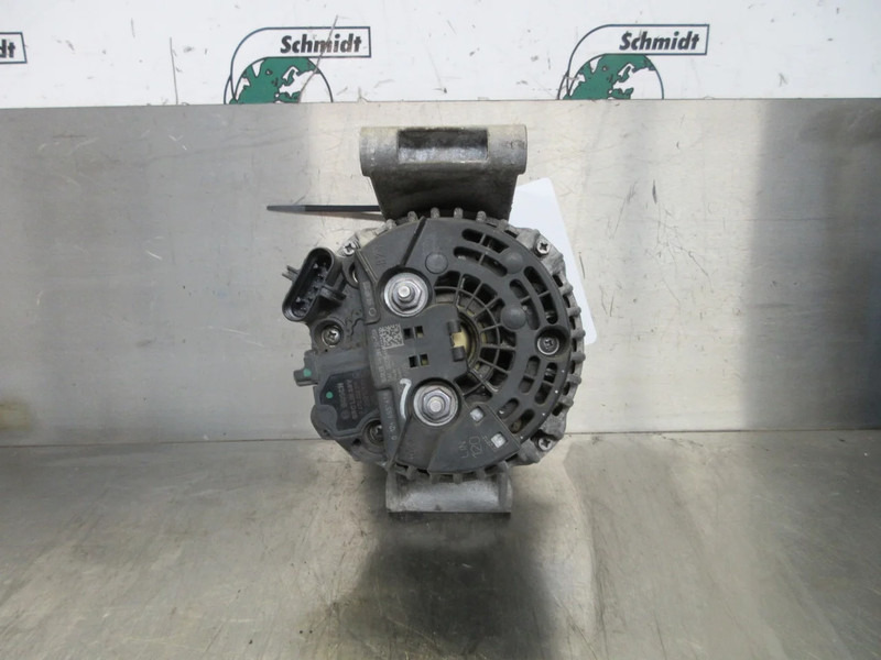DAF 2022546 DYNAMO DAF XF CF 480 EURO 6 - Alternateur pour Camion: photos 4 DAF 2022546 DYNAMO DAF XF CF 480 EURO 6 - Alternateur pour Camion: photos 4