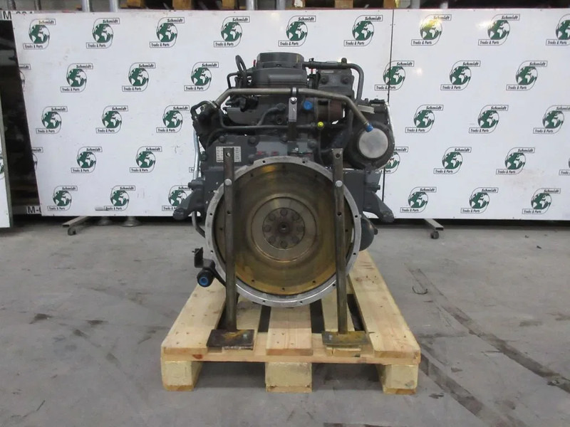 DAF 22452742/// 1715909//1706295 // PX-7 217 K2 DAF LF 290 - Moteur pour Camion: photos 4 DAF 22452742/// 1715909//1706295 // PX-7 217 K2 DAF LF 290 - Moteur pour Camion: photos 4