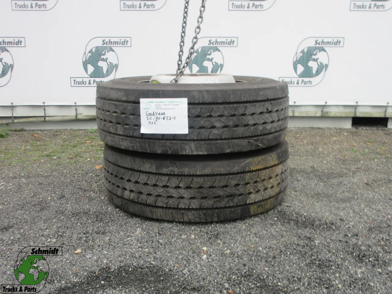 Goodyear 315/70R22.5 VOORBANDEN MET STAALWIEL 2X M+S VOLVO MODEL 2023 - Pneu pour Camion: photos 1 Goodyear 315/70R22.5 VOORBANDEN MET STAALWIEL 2X M+S VOLVO MODEL 2023 - Pneu pour Camion: photos 1