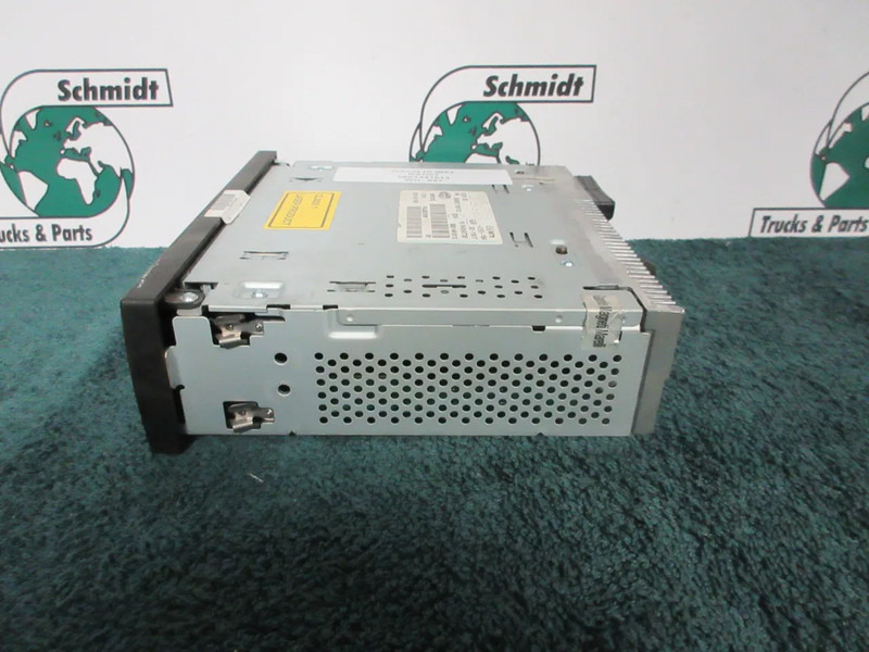 Iveco 503551130123 MP3 MODULEN IVECO S WAY MODEL 2023 - Système électrique pour Camion: photos 3 Iveco 503551130123 MP3 MODULEN IVECO S WAY MODEL 2023 - Système électrique pour Camion: photos 3