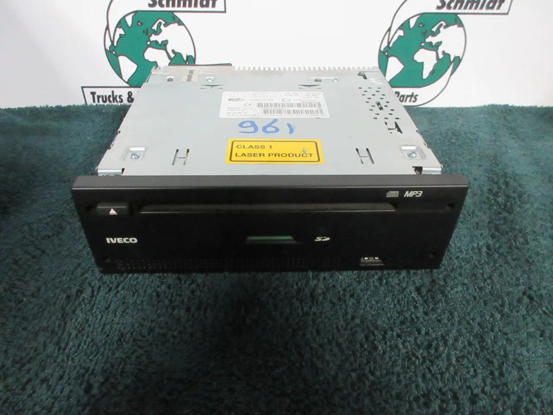 Iveco 5802267829 MP3 DISC IVECI HI WAY EURO 6 MODEL 2018 - Système électrique pour Camion: photos 5 Iveco 5802267829 MP3 DISC IVECI HI WAY EURO 6 MODEL 2018 - Système électrique pour Camion: photos 5