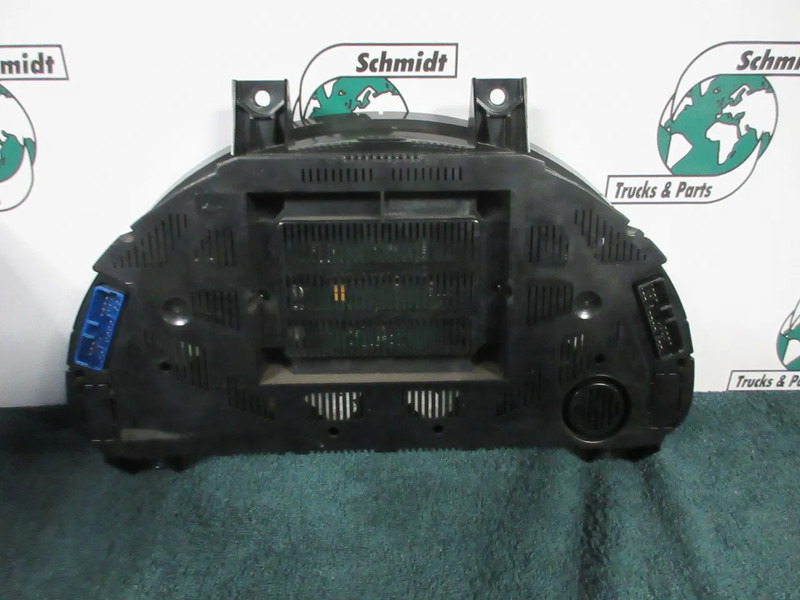 Iveco 5802407091 INSTUMENTENPANEEL IVECO HI WAY EURO 6 - Panel de instrumentos pour Camion: photos 2 Iveco 5802407091 INSTUMENTENPANEEL IVECO HI WAY EURO 6 - Panel de instrumentos pour Camion: photos 2
