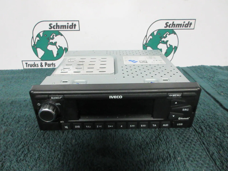 Iveco 5802566421 RADIO IVECO S WAY EURO 6 - Système électrique pour Camion: photos 3 Iveco 5802566421 RADIO IVECO S WAY EURO 6 - Système électrique pour Camion: photos 3