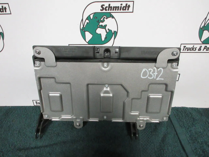 Iveco 5802954484 BCM MODULEN IVECO S WAY MODEL 2023 - Système électrique pour Camion: photos 4 Iveco 5802954484 BCM MODULEN IVECO S WAY MODEL 2023 - Système électrique pour Camion: photos 4