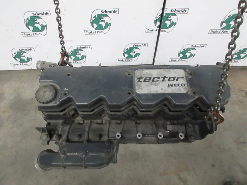 Iveco F4AE36EV//U107 EURO 4 IVECO EUROCARGO - Bloc-cylindres pour Camion: photos 5 Iveco F4AE36EV//U107 EURO 4 IVECO EUROCARGO - Bloc-cylindres pour Camion: photos 5