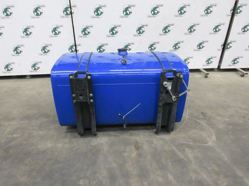 MAN 81.12201-5967 // 81.12201-5887 // 580 LITER MAN 18.420 TGX EURO 6 MODEL 2021 - Réservoir de carburant pour Camion: photos 3 MAN 81.12201-5967 // 81.12201-5887 // 580 LITER MAN 18.420 TGX EURO 6 MODEL 2021 - Réservoir de carburant pour Camion: photos 3