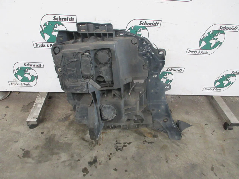 MAN 81.25101-6663//6687//81.41610-6759// 81.25101-6521 KOPLAMPSET MAN TGX - Feu avant pour Camion: photos 4 MAN 81.25101-6663//6687//81.41610-6759// 81.25101-6521 KOPLAMPSET MAN TGX - Feu avant pour Camion: photos 4