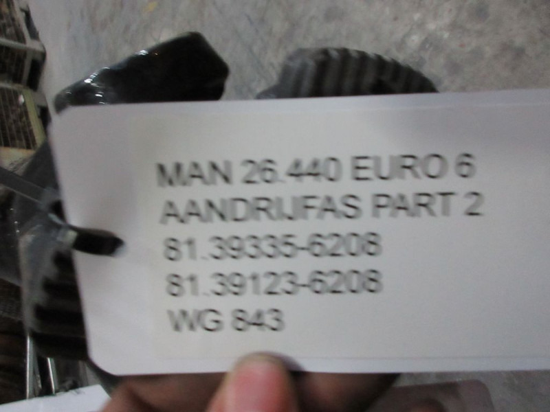 MAN 81.39335-6208//26.440 TGX TGS 6X2 BDF MODEL - Demi arbre pour Camion: photos 2 MAN 81.39335-6208//26.440 TGX TGS 6X2 BDF MODEL - Demi arbre pour Camion: photos 2