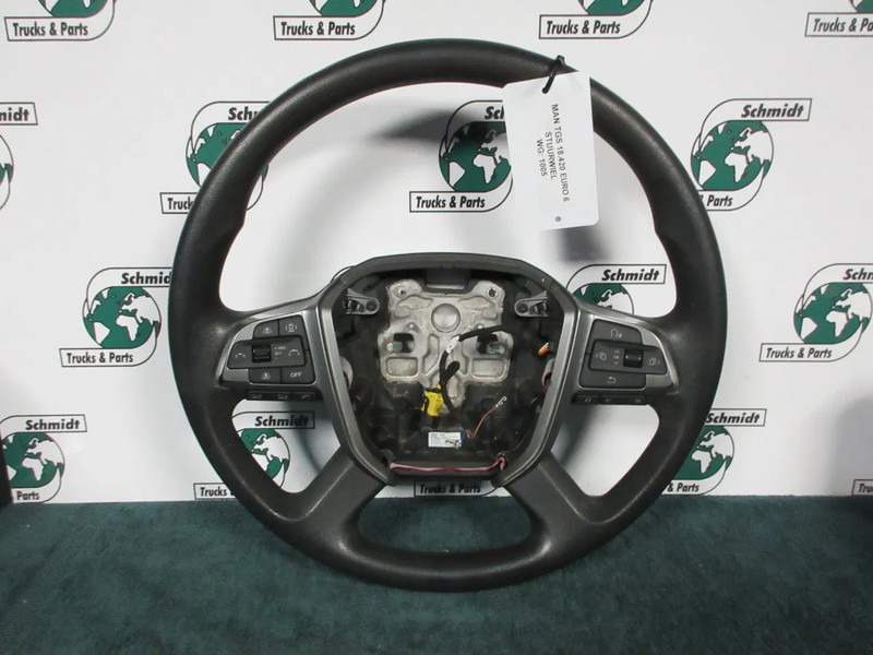 MAN 81.46430-6057 // 81.46430-6099 STUURWIEL MAN 18.420 MODEL 2022 - Volant pour Camion: photos 5 MAN 81.46430-6057 // 81.46430-6099 STUURWIEL MAN 18.420 MODEL 2022 - Volant pour Camion: photos 5