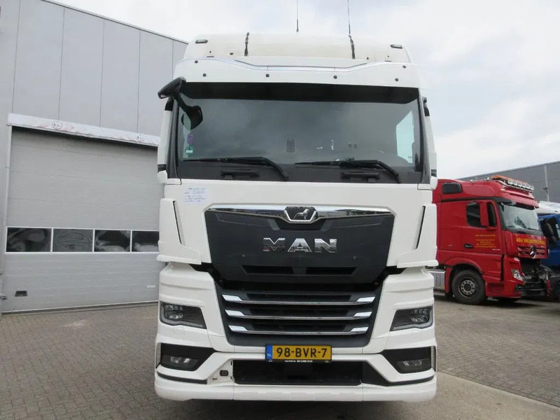 MAN CABINE MAN 18.510 COMPLEET MET STOEL ZO ALS OP DE FOTO'S MODEL 2023 - Cabine et intérieur pour Camion: photos 2 MAN CABINE MAN 18.510 COMPLEET MET STOEL ZO ALS OP DE FOTO'S MODEL 2023 - Cabine et intérieur pour Camion: photos 2