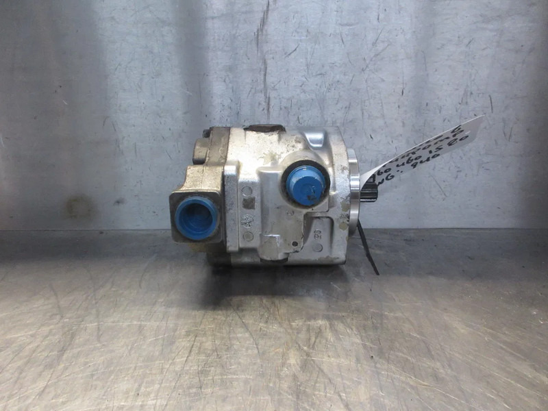 Mercedes-Benz A 003 460 40 80 // 61 80 // A 960 460 15 80 BENZ 1845 MP 5 EURO 6 - Pompe de support pour Camion: photos 4 Mercedes-Benz A 003 460 40 80 // 61 80 // A 960 460 15 80 BENZ 1845 MP 5 EURO 6 - Pompe de support pour Camion: photos 4