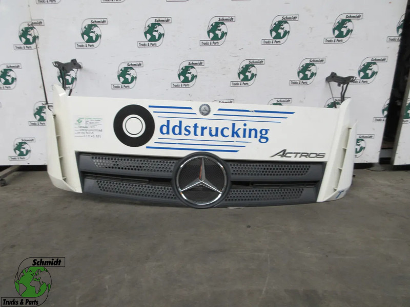 Mercedes-Benz A 960 750 08 67 // A 960 750 03 69 // A 960 750 03 18 // GRILL MP4 SMAL CABINE ! - Calandre pour Camion: photos 1 Mercedes-Benz A 960 750 08 67 // A 960 750 03 69 // A 960 750 03 18 // GRILL MP4 SMAL CABINE ! - Calandre pour Camion: photos 1