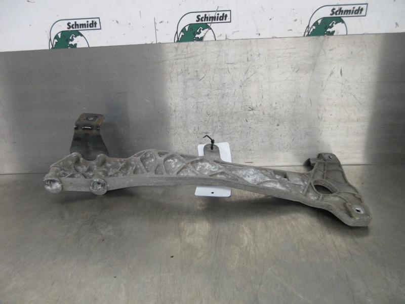 Mercedes-Benz A 960 880 77 65 BUMPER STEUN MERCEDES MP4 EURO 6 - Frame/ Châssis pour Camion: photos 4 Mercedes-Benz A 960 880 77 65 BUMPER STEUN MERCEDES MP4 EURO 6 - Frame/ Châssis pour Camion: photos 4