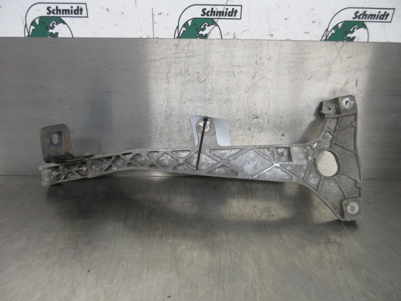 Mercedes-Benz A 960 880 77 65 BUMPER STEUN MERCEDES MP4 EURO 6 - Frame/ Châssis pour Camion: photos 2 Mercedes-Benz A 960 880 77 65 BUMPER STEUN MERCEDES MP4 EURO 6 - Frame/ Châssis pour Camion: photos 2