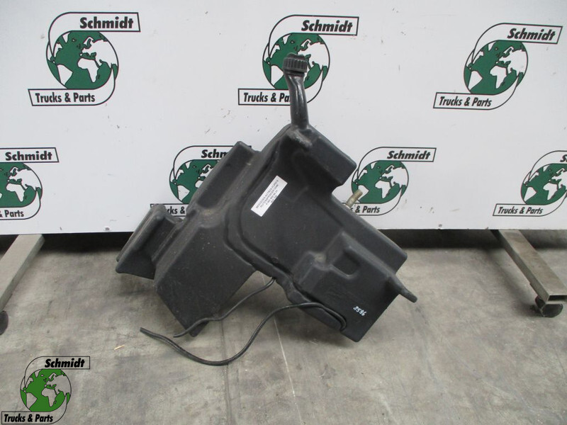 Mercedes-Benz ACTROS A 960 869 66 20 RUITENSPROEIERRESERVOIR EURO 6 - Pièces de rechange pour Véhicule utilitaire: photos 1 Mercedes-Benz ACTROS A 960 869 66 20 RUITENSPROEIERRESERVOIR EURO 6 - Pièces de rechange pour Véhicule utilitaire: photos 1