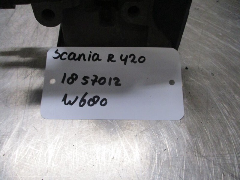 Scania R420 1857012 EBS VOOR AS MODULATOR - Pièces de rechange pour Camion: photos 2 Scania R420 1857012 EBS VOOR AS MODULATOR - Pièces de rechange pour Camion: photos 2