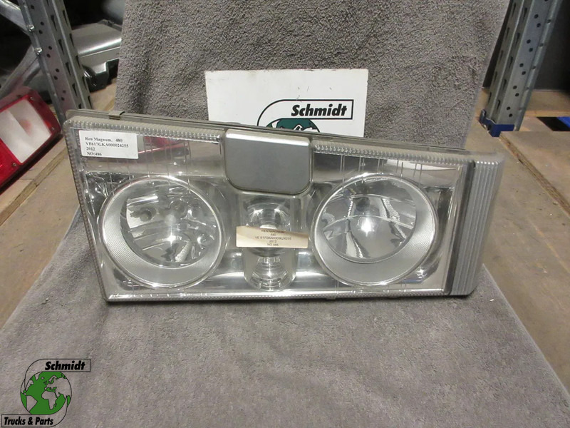 Renault 5010623620 KOPLAMP RENAULT AE MAGNUM MODEL 2014 LINKS - Feu avant pour Camion: photos 1 Renault 5010623620 KOPLAMP RENAULT AE MAGNUM MODEL 2014 LINKS - Feu avant pour Camion: photos 1