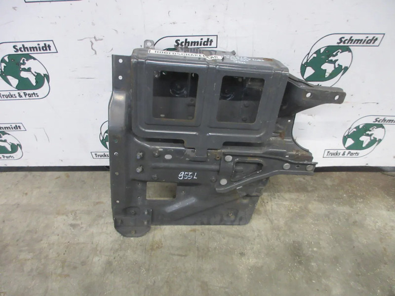 Scania 2226725 // 2353627 SPATBORDDEEL SCANIA S 450 EURO 6 NGS - Frame/ Châssis pour Camion: photos 5 Scania 2226725 // 2353627 SPATBORDDEEL SCANIA S 450 EURO 6 NGS - Frame/ Châssis pour Camion: photos 5