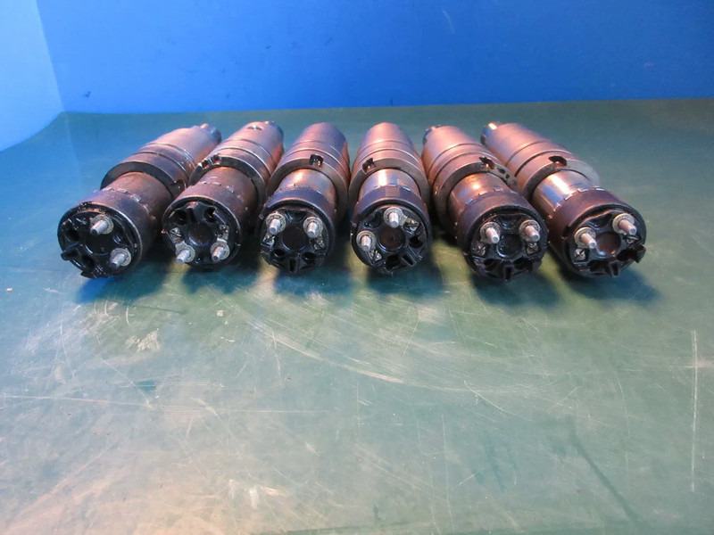 Scania 2264458 // 574426 INJECTORS SCANIA R 410 EURO 6 MODEL 2023 - Filtre à carburant pour Camion: photos 2 Scania 2264458 // 574426 INJECTORS SCANIA R 410 EURO 6 MODEL 2023 - Filtre à carburant pour Camion: photos 2