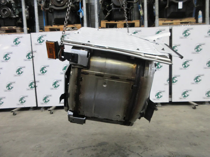 Scania 2521074 // 2574128 // 2609872 // 2496313 // 21075016 KATALYSATOR NGS LNG - Catalyseur pour Camion: photos 4 Scania 2521074 // 2574128 // 2609872 // 2496313 // 21075016 KATALYSATOR NGS LNG - Catalyseur pour Camion: photos 4