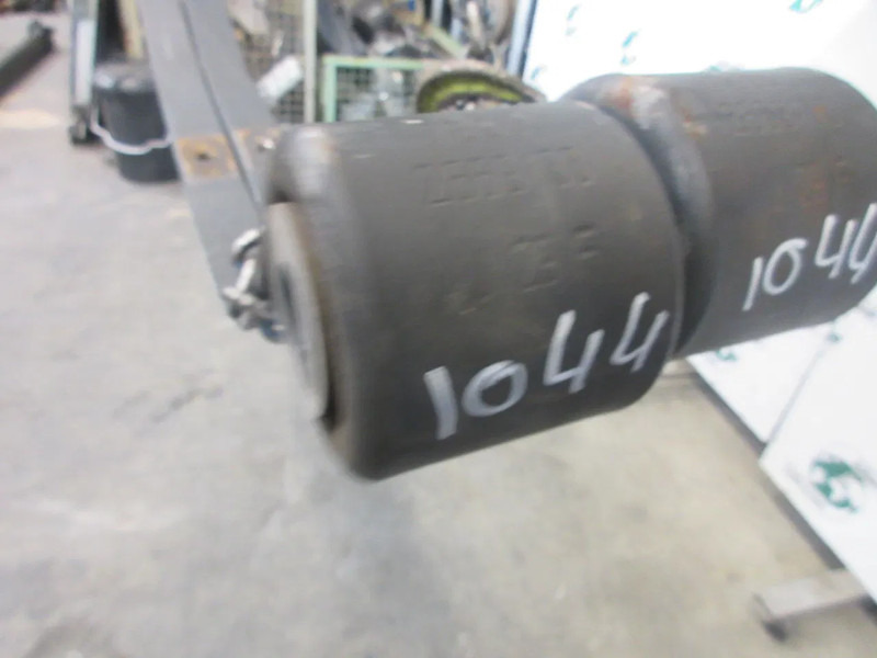 Scania 2669133 // 2474672 VOORVEER SCANIA P410 EURO 6 NGS MODEL 2021 - Suspension pour Camion: photos 4 Scania 2669133 // 2474672 VOORVEER SCANIA P410 EURO 6 NGS MODEL 2021 - Suspension pour Camion: photos 4