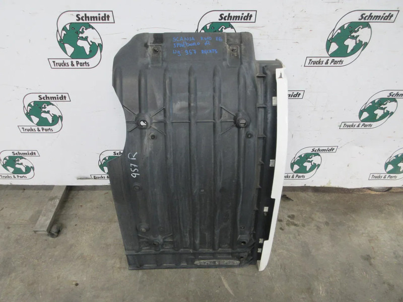 Frame/ Châssis pour Camion Scania 2798263 // 2599548 // 2297996 SPATBORD SCANIA S 450 EURO 6 NGS RECHTS: photos 6