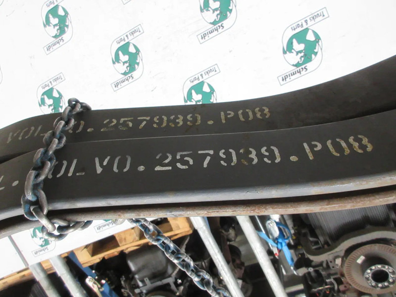 Volvo 21317135 // 21347136 VOORVEER RECHTS EN LINKS VOLVO FM EURO 6 - Suspension du ressort pour Camion: photos 5 Volvo 21317135 // 21347136 VOORVEER RECHTS EN LINKS VOLVO FM EURO 6 - Suspension du ressort pour Camion: photos 5