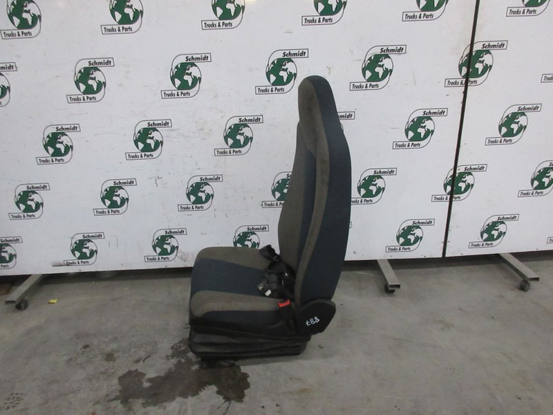 Volvo 825148943// 82514859 STOELEN SET FL 210 EURO 6 - Siège pour Camion: photos 3 Volvo 825148943// 82514859 STOELEN SET FL 210 EURO 6 - Siège pour Camion: photos 3